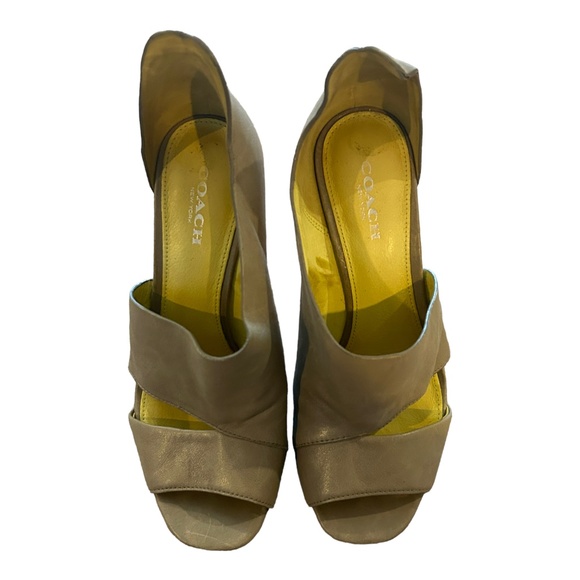 Coach Heels - Picture 2 of 3